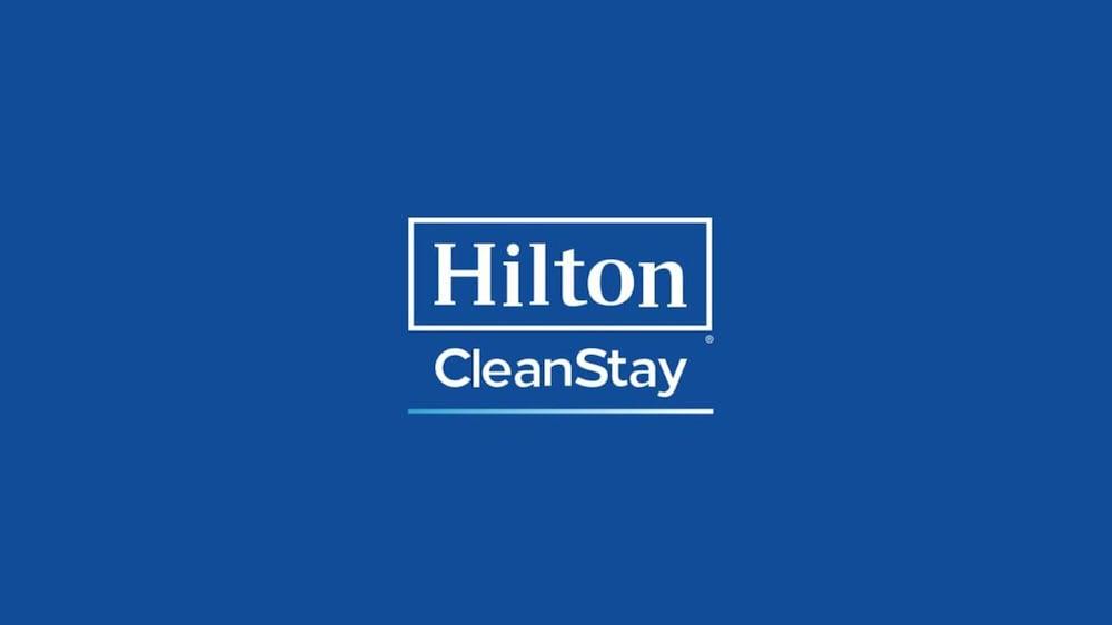 Hampton Inn Венсен Экстерьер фото